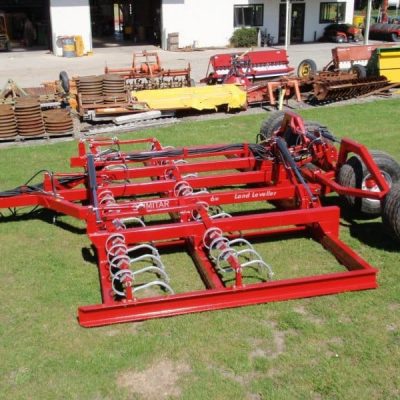 Scimitar-Custom-Built-Land-Levellers-06